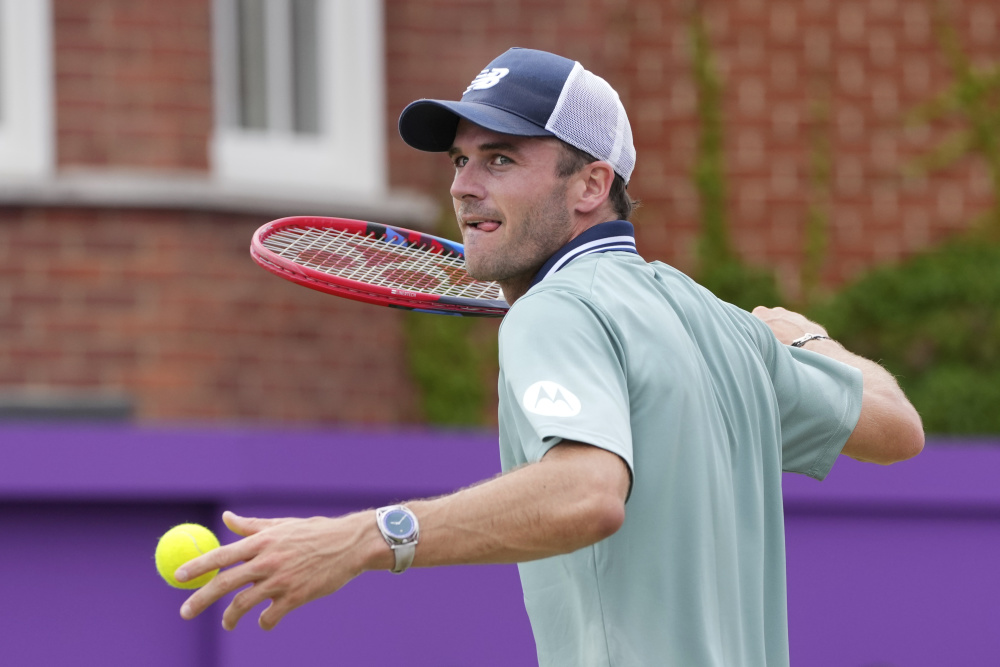 选手前来的 选手前来的