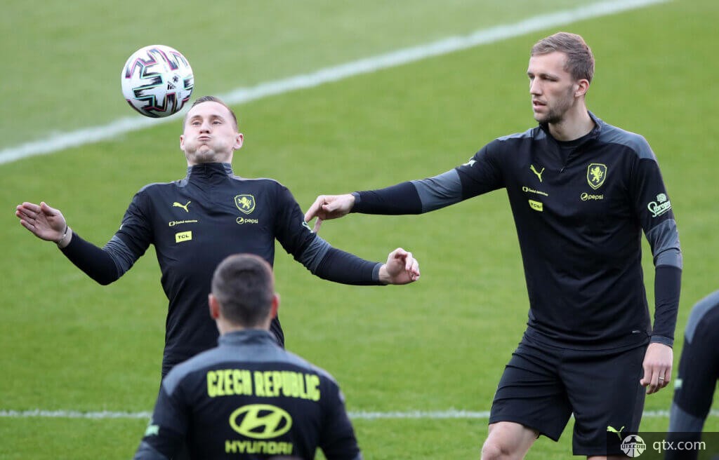 用实际行动 用实际行动