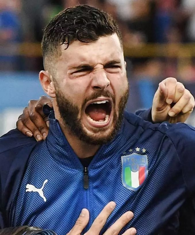 的对抗逐渐 的对抗逐渐