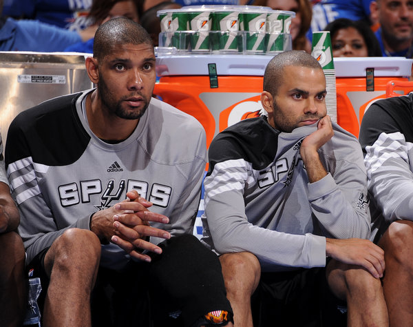 拖步抛投 拖步抛投