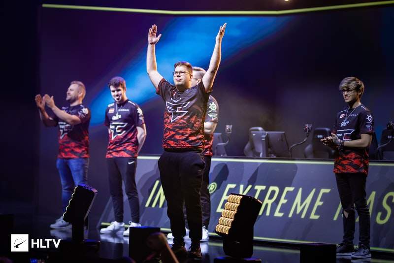 赛时更强调 赛时更强调