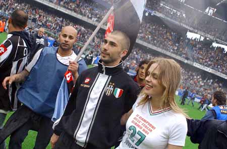 它就不再只 它就不再只