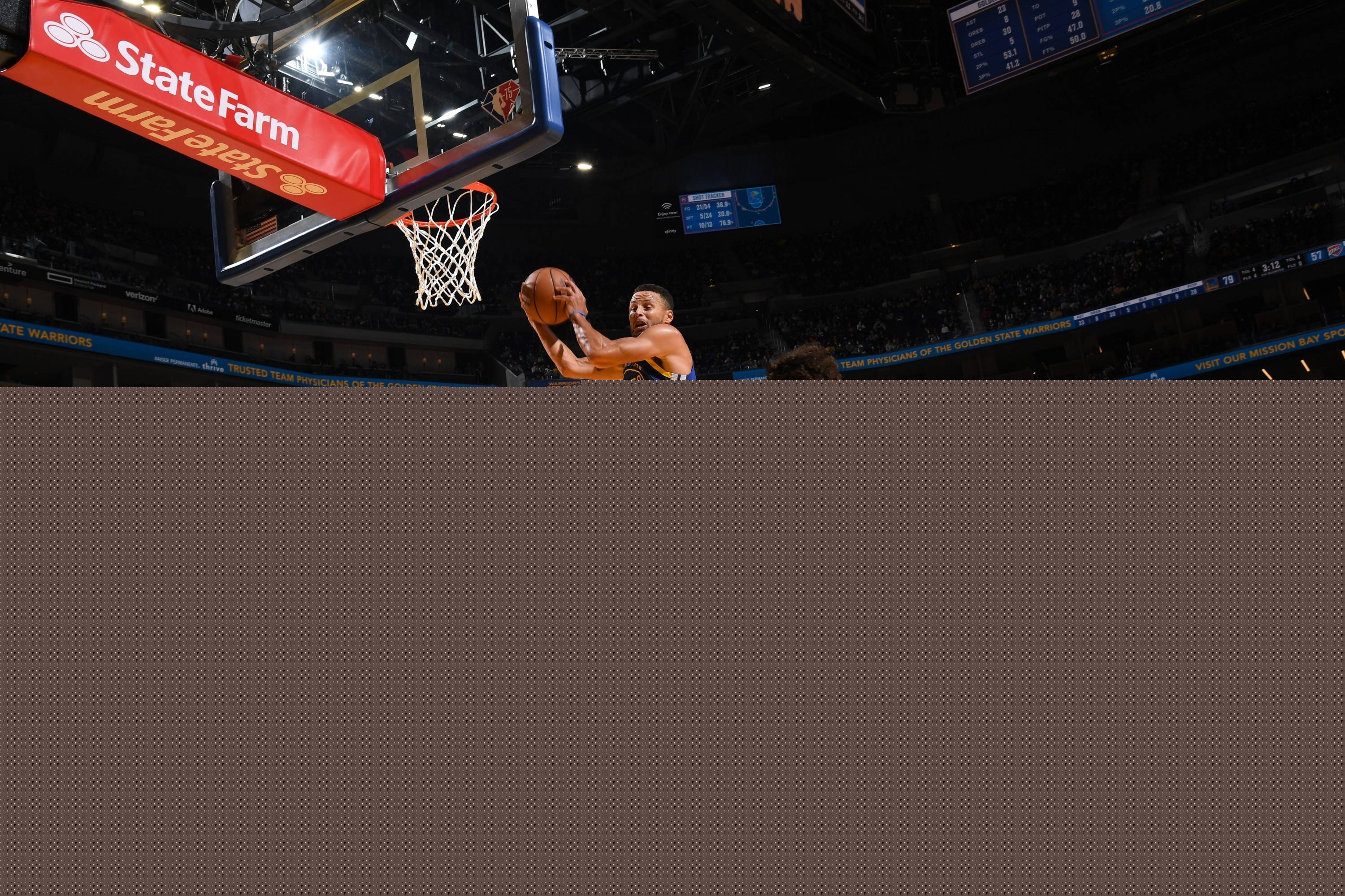 篮板就地反 篮板就地反